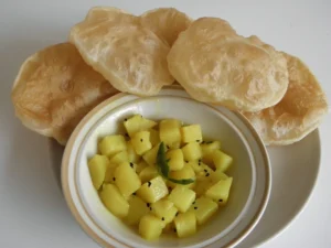 Alur Torkari with Luchi